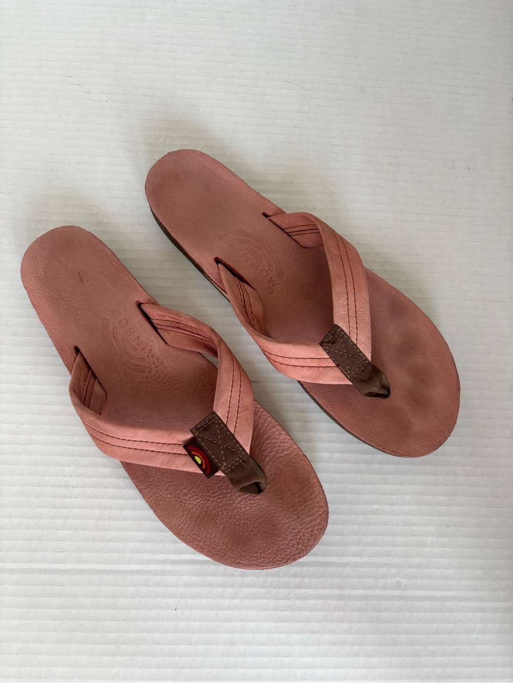 Rainbow Ladies Pink Sandals Classic Leather 1" Strap Sz Lg (7.5-8.5)